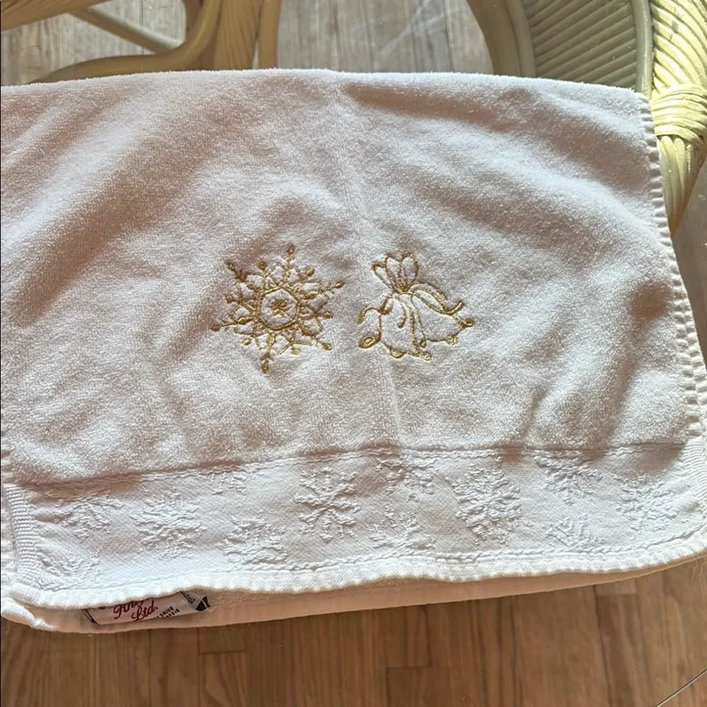 Christmas Holiday Hand Towels Set